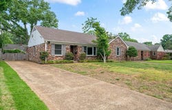 1594 DORSET Dr, Memphis, TN 38117
