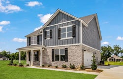 121 Ryma Oaks Ct., Rehobeth, AL 36301