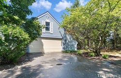 3704 Edington Lane SE, Grand Rapids, MI 49508