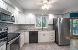 63 Miles Standish Road, Rotterdam, NY 12306