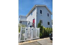 11 Merit Court, Brooklyn, NY 11229