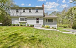 59 First Parish Road, Norwell, MA 02061