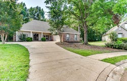 495 Madison Oaks Drive, Madison, MS 39110