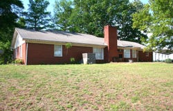 100 W. Penn, Portia, AR 72433