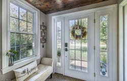 6738 Westview Drive, Brecksville, OH 44141