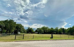 1011 Benedict Street, Caldwell, TX 77836