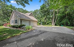 5395 Double Eagle Drive NE, Comstock Park, MI 49321