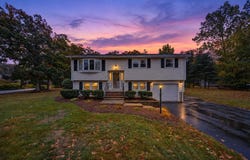 2 Allard Way, Billerica, MA 01821