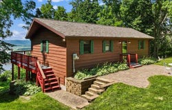 15 Scenic Point Dr, De Soto, WI 54624