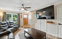 6422 Windsor Gate Lane, Charlotte, NC 28215