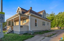 310 N Cliff Ave, Sioux Falls, SD 57103-1321