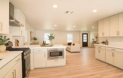303 North Upton Avenue, Schulenburg, TX 78956