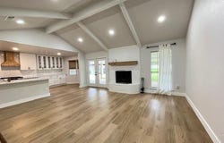 1109 Knotty Oaks Drive, Woodway, TX 76712