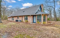81 County Road 43350, Paris, TX 75462