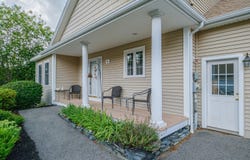 36 Sand Point Lane, Cumberland, ME 04110