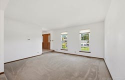 923 Ridge Trail, Carol Stream, IL 60188