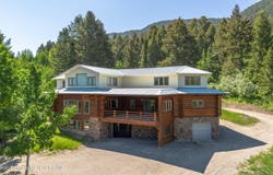 759 KEATS GROVE, Jackson, WY 83001