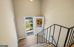 7706 CARRLEIGH Parkway, SPRINGFIELD, VA 22152