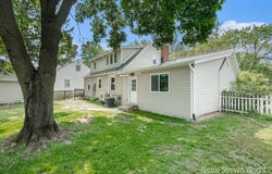 2125 Englewood Drive SE, Grand Rapids, MI 49506