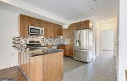 335 H ST NE, WASHINGTON, DC 20002