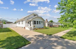 1312 Ave C, Fort Madison, IA 52627