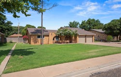 2212 Rice Drive, Levelland, TX 79336