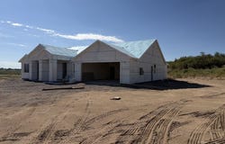 6437 W Bomza Way, Pima, AZ 85543