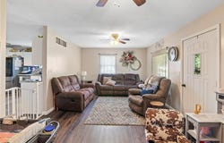 302 W 4th Street, Waverly, KS 66871