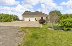 7910 Stony lake Road, Jackson, MI 49201