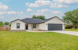 413 E Jean Pierre Street, Chouteau, OK 74337