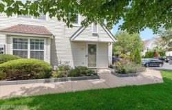 22 Richmond Court, Tinton Falls, NJ 07712