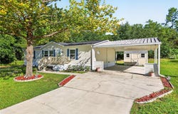 16180 NE 2ND Loop, SILVER SPRINGS, FL 34488
