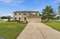 218 RAMBLEWOOD Drive, DEPTFORD, NJ 08080