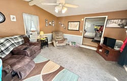 108 Juneberry Dr., Flora, IL 62839