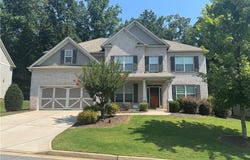 5825 Pennant Lane, Suwanee, GA 30024