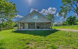 10481 N Farm Road 149, Pleasant Hope, MO 65725