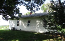 820  4th Street, Ireton, IA 51027