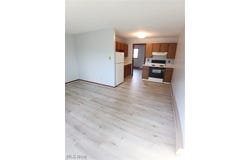 31 Elm Street, Struthers, OH 44471