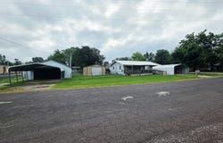 102 N Busch Avenue, Mountain Grove, MO 65711