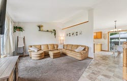 608 Frontier Circle, Belle Plaine, MN 56011