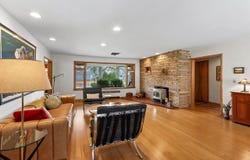 425 Beldon Ave, IowaCity, IA 52246