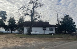 934 goff, Quitman, AR 72131