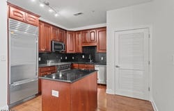 20 Ave At Port Imperial, West New York Town, NJ 07093-8417