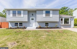 1107 E BEECH Road, STERLING, VA 20164