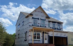 100  Pine Ridge Ln, Farmville, VA 23901