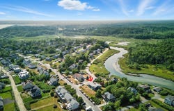 17 Bayberry Avenue, Kennebunk, ME 04043
