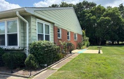 10 Monmouth Lane, Whiting, NJ 08759