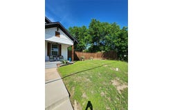 607 Dr Martin Luther King Jr Boulevard, Waxahachie, TX 75165