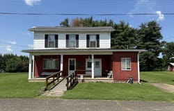 120 N Broadway St, Racine, OH 45771