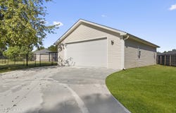 1602 Heather Court, Ocean Springs, MS 39564